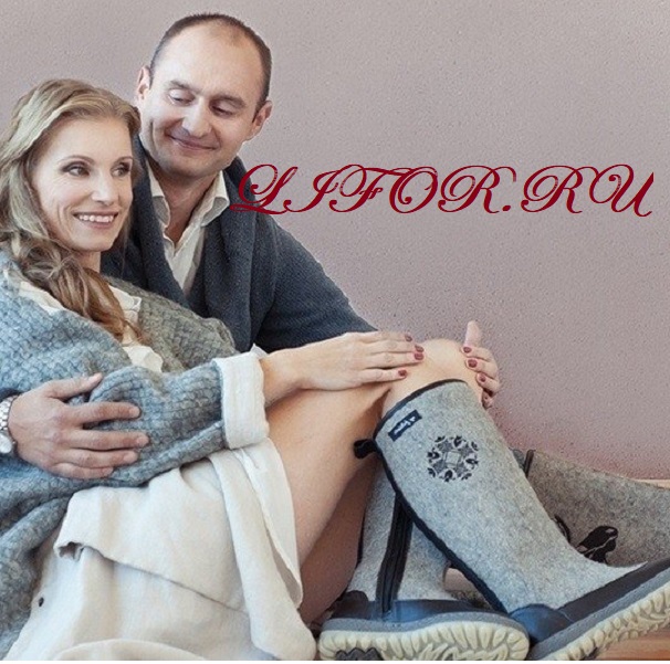 Модная обувь из войлока фото